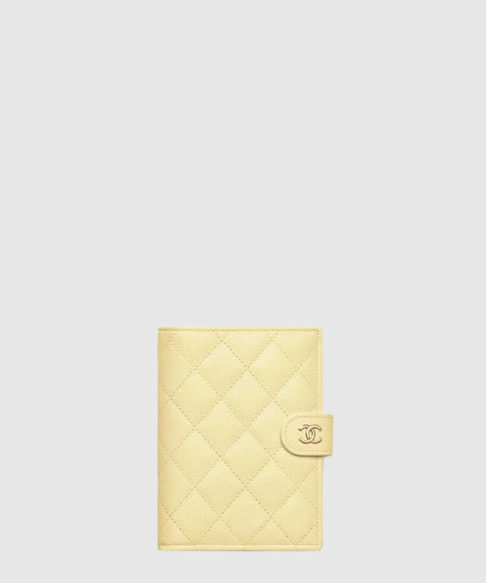 샤넬 클래식 카드지갑 여권케이스 캐비어 옐로우 AP3791