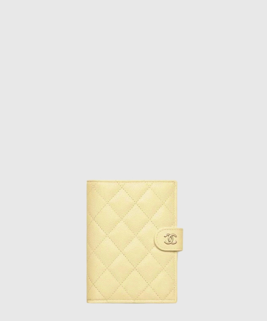 샤넬 클래식 카드지갑 여권케이스 캐비어 옐로우 AP3791