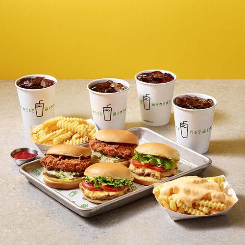 쉑버거 2개+치킨쉑 2개+프라이+치즈 프라이+소다(S) 4잔