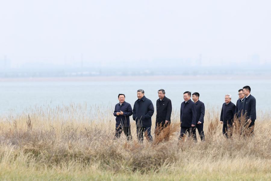 시 주석의 황치하이 자연보호구 시찰 현장. (사진/신화통신)