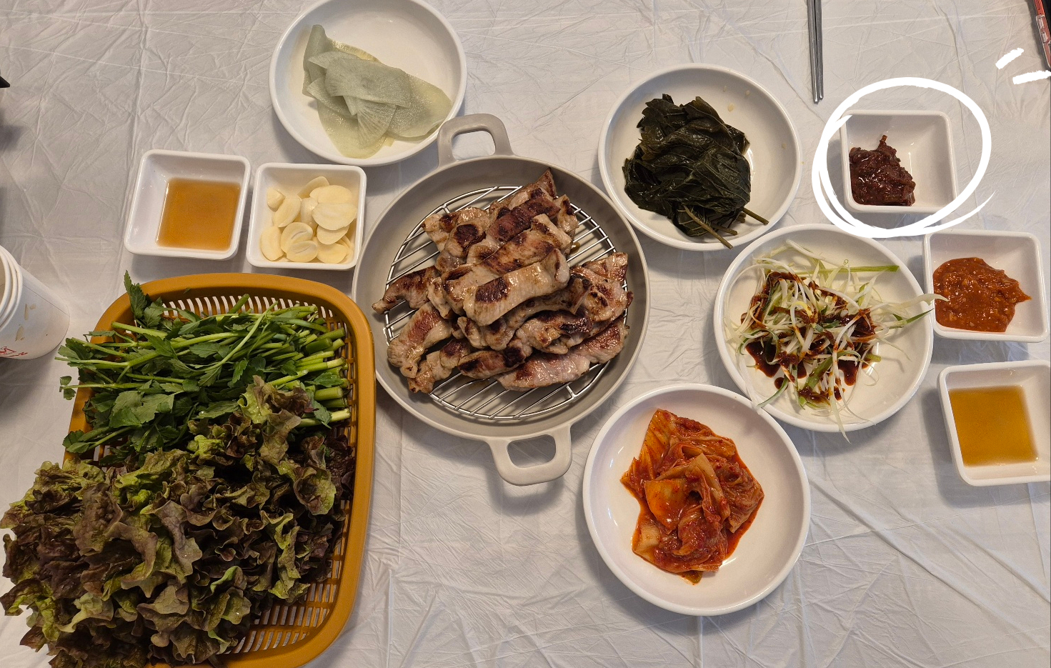 미나리의 제대로 된 향을 느끼고 싶다면 간석동맛집 미나리숙성삼겹