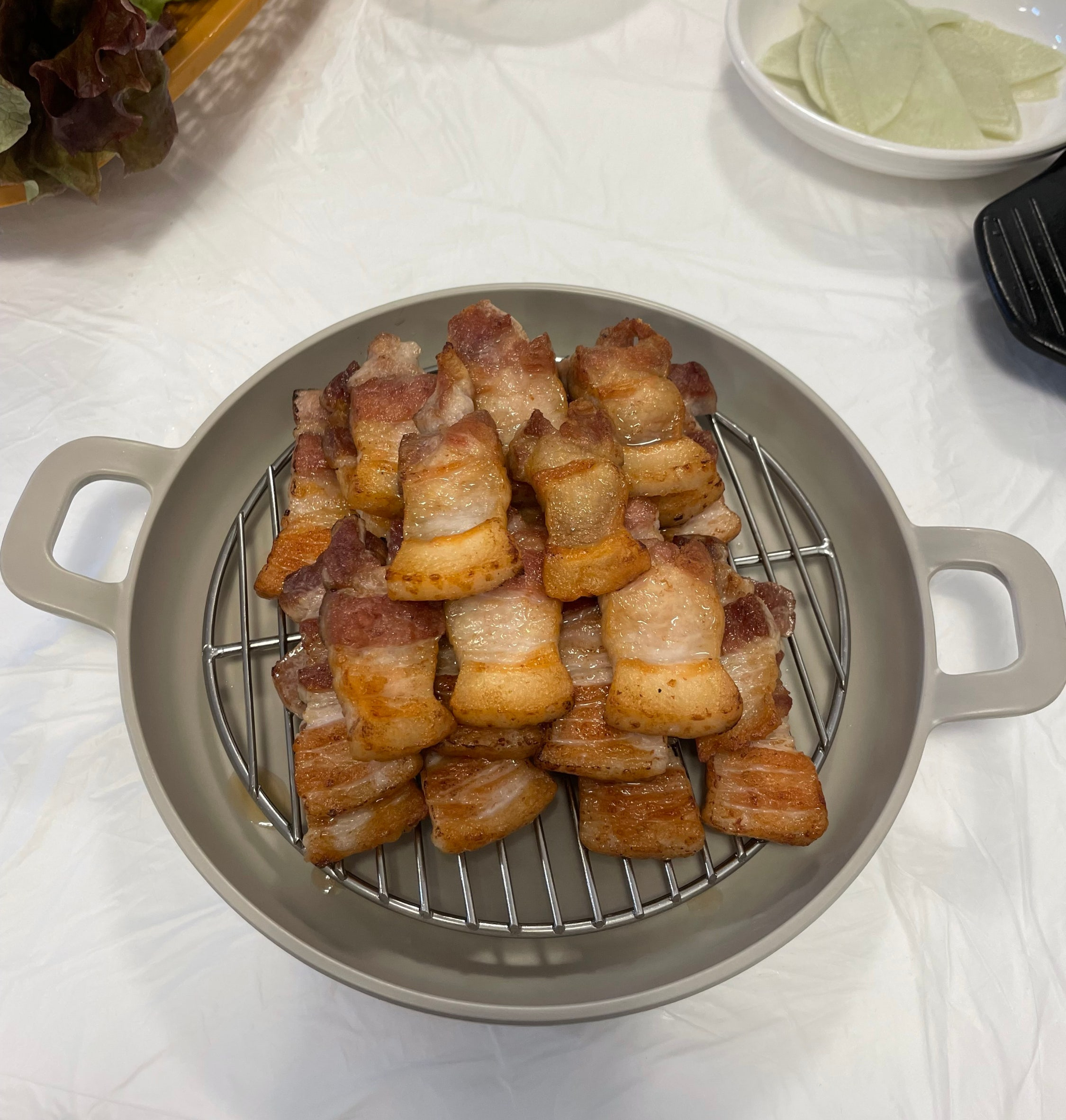 인천 간석오거리역 구워서 나오는 삼겹살 맛집 <미나리 숙성 삼겹살>