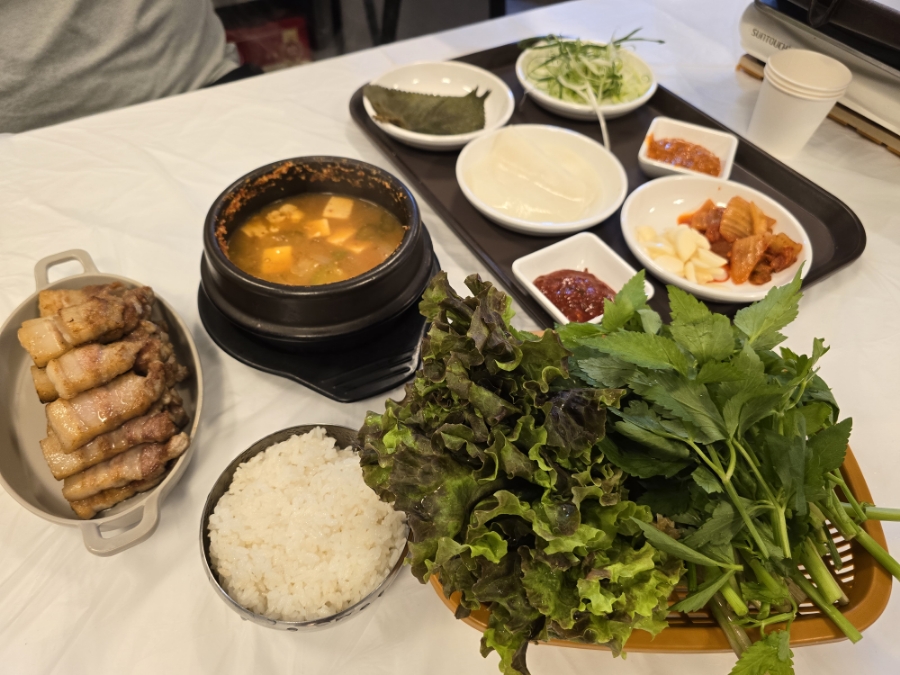 미나리숙성삼겹살,간석동삼겹살,간석동고기집,간석동맛집,인천맛집,미나리삼겹살,구워주는고기집,인천대공원산책