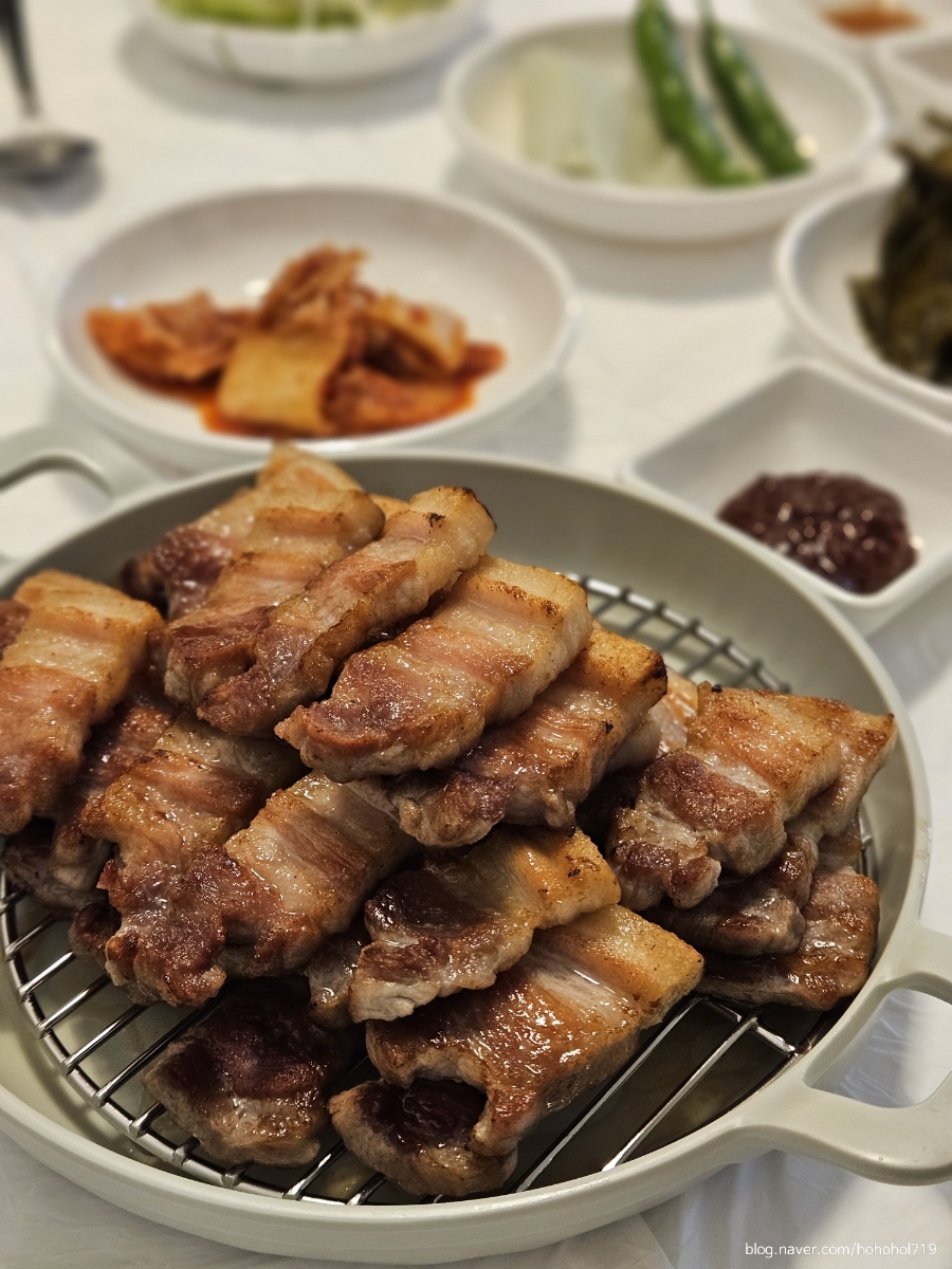 (인천 남동구)향긋한 미나리와 즐기는 간석동삼겹살<미나리숙성삼겹살>