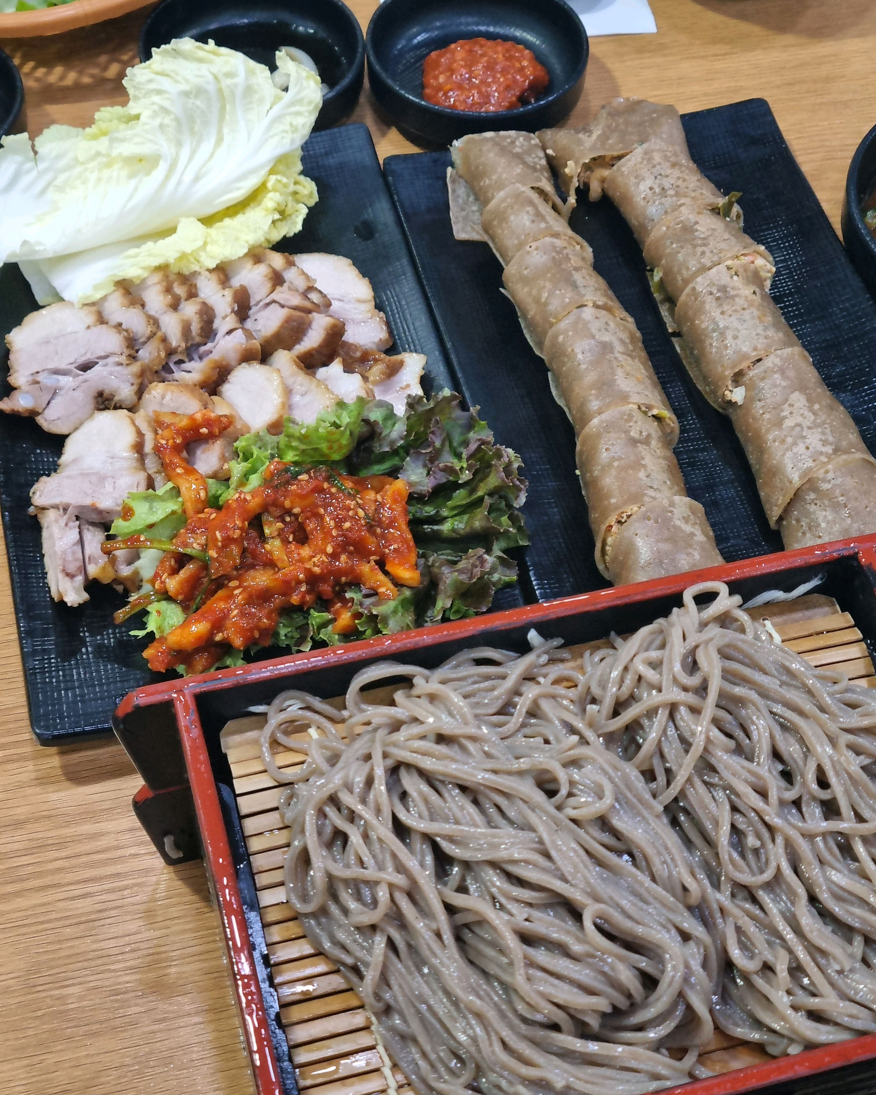 먹사관