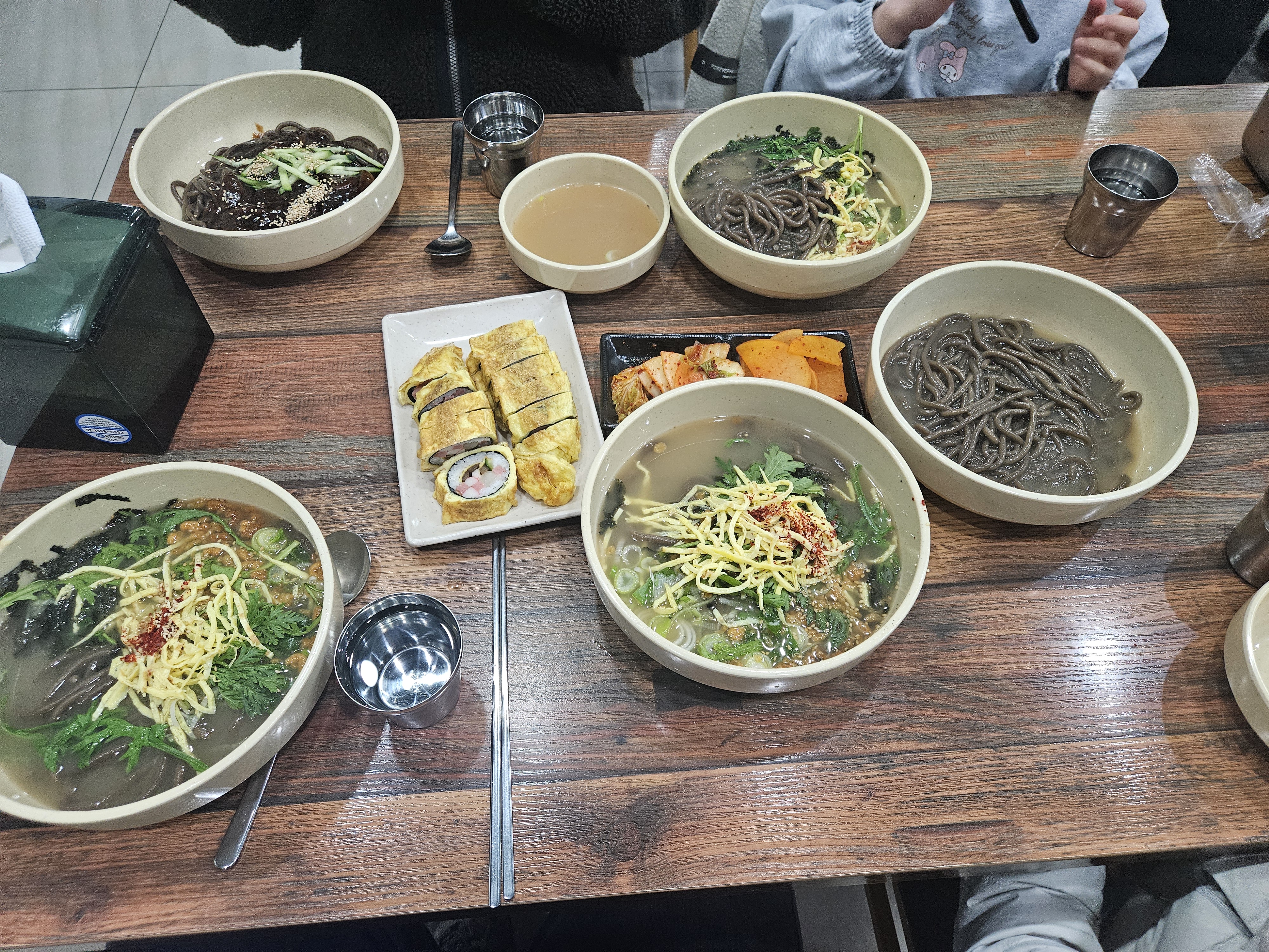 오목골 메밀우동 | 10대 때부터 다닌 노포 우동집, 아이들은 ‘아이스크림 우동집’