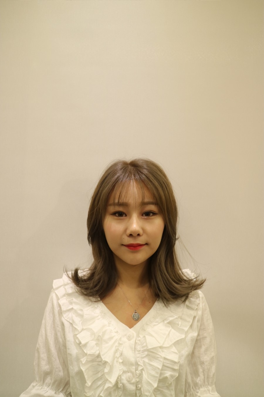 디자이너 지현 - 에쉬 베이지 컬러
