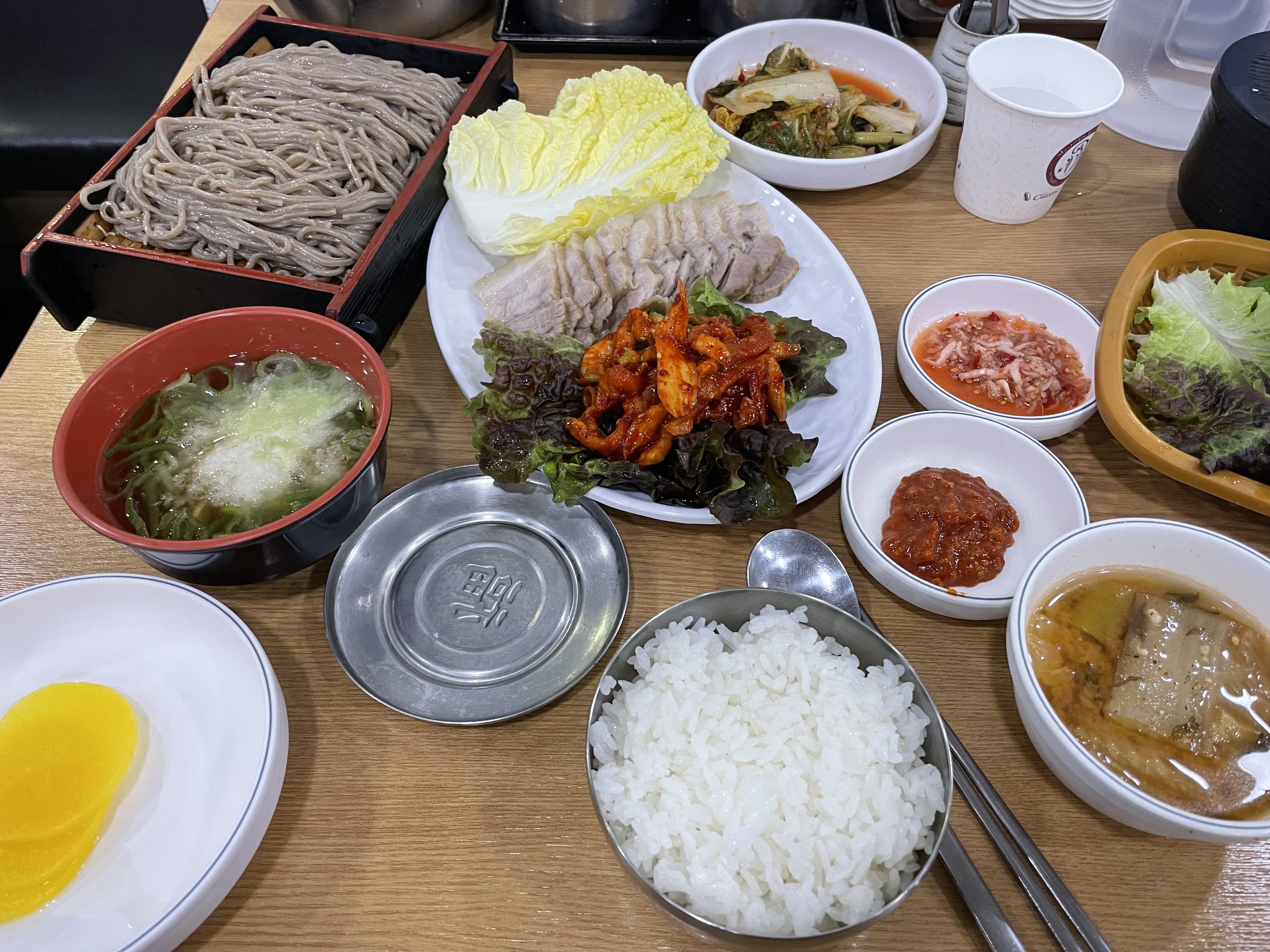 날이 덥네요..