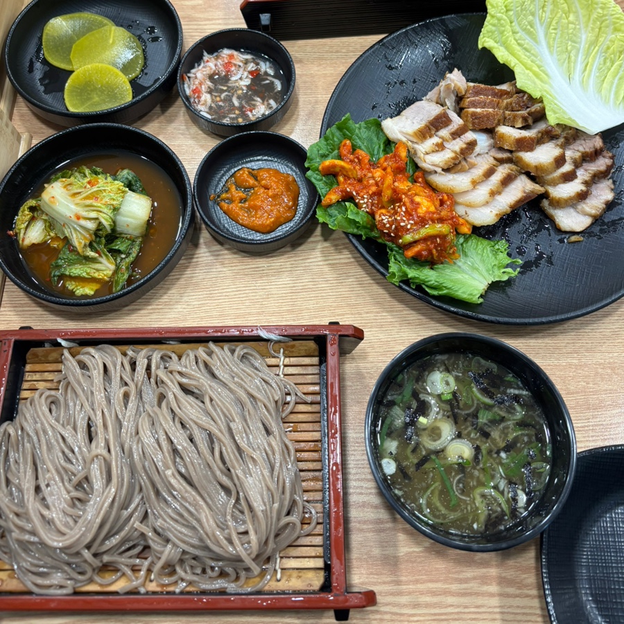 [광화문] 광화문 미진 - 70년 전통 메밀국수&amp;보쌈 미슐랭 맛집, 주말 오후 웨이팅