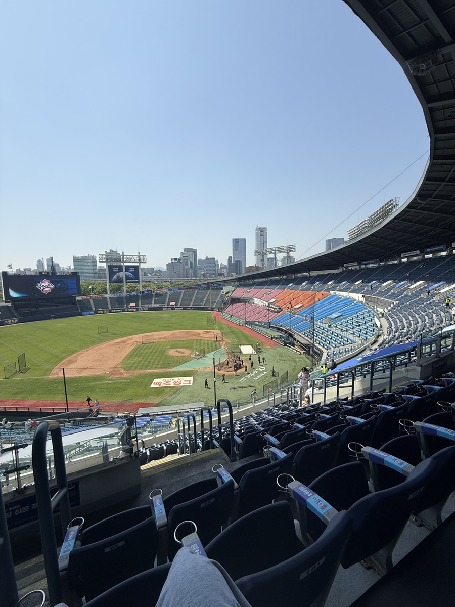 잠실 야구장 이번 시즌 신상 먹거리⚾️ 성수 에그타르트 맛집 픽베이크(+웨이팅 팁)