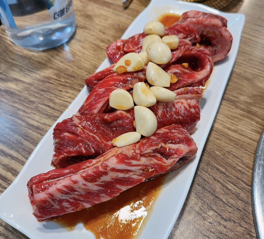 [금천구 맛집] 한옥집 숯불갈비 |  독산동 소고기 맛집 가족모임 회식장소 추천