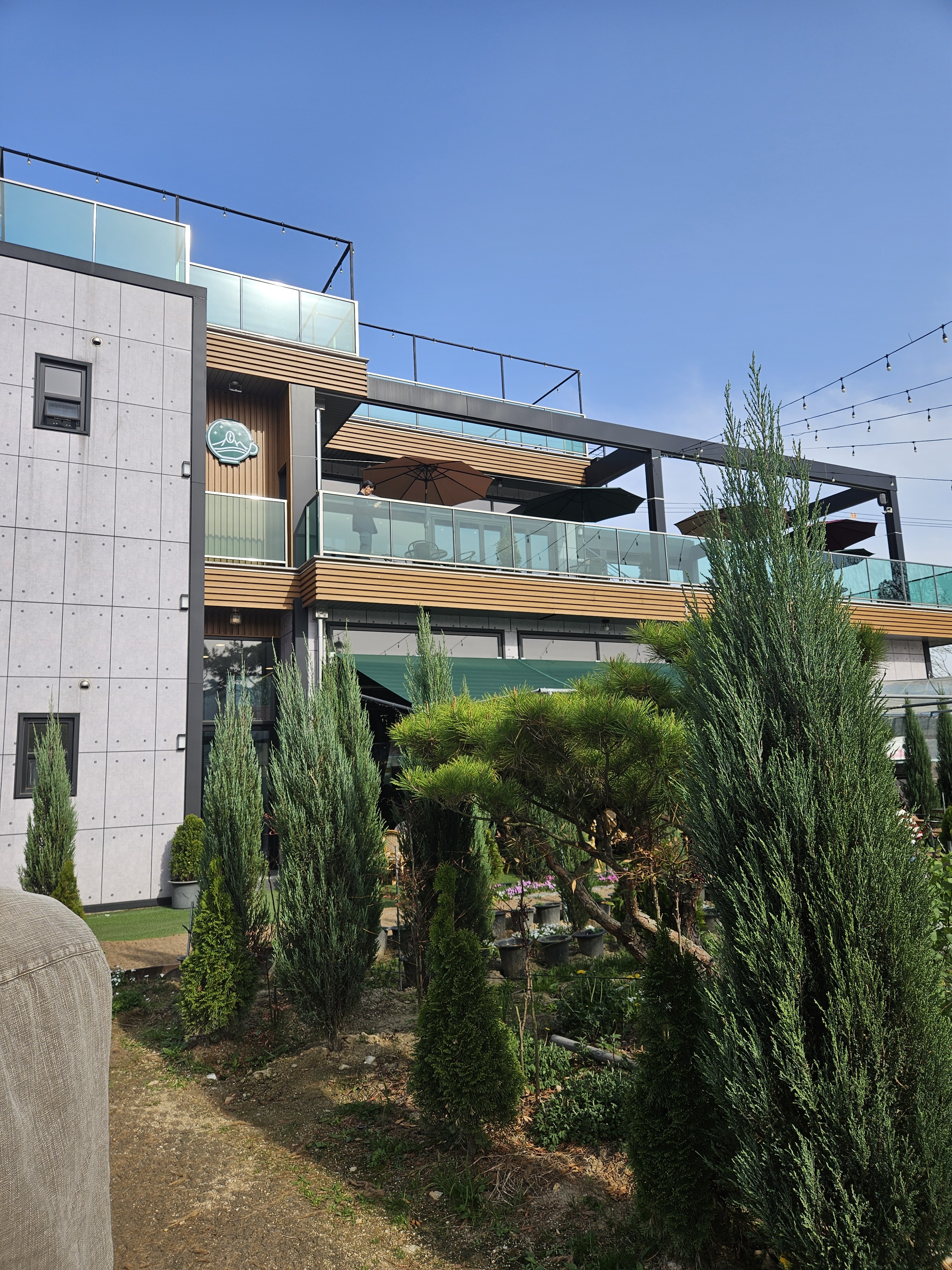 [구리 대형카페 마루빈] 루프탑 뷰 &amp; 반려견 동반 가능한 구리카페 내돈내산 후기