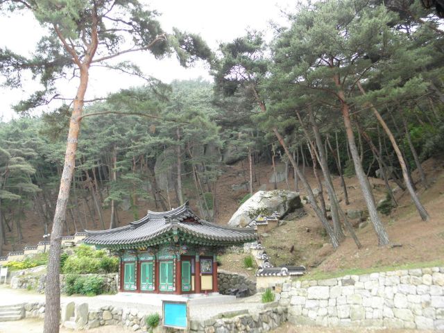 성지순례(聖地巡禮) 경주 남산 - 경주남산미륵곡석불좌상