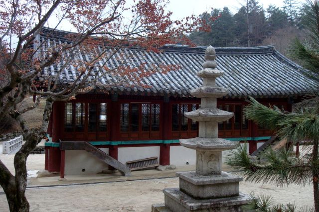 비구니의 승가대학이 있는 김천 청암사