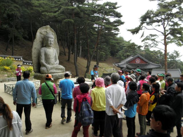성지순례(聖地巡禮) 경주 남산 - 경주남산미륵곡석불좌상